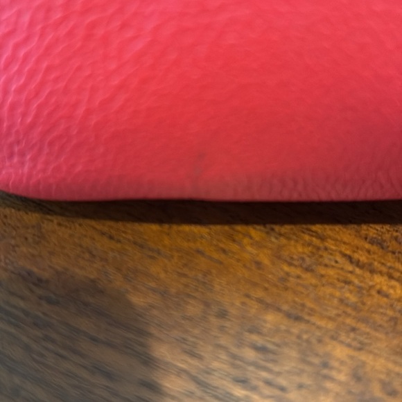 Kate Spade Crossbody bag leather orangeish red bow on front chain strap det - Picture 10 of 16